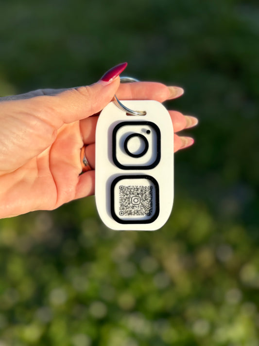 Smart Keychain | QR Business Keychain | Social Media Keychain QR code